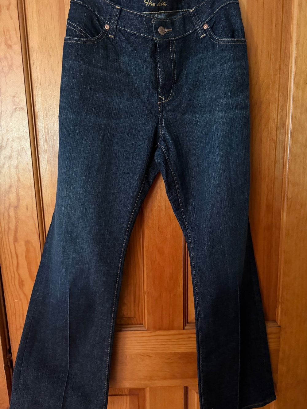 The Diva Old Navy Dark Blue Flared Jeans Size 16 short